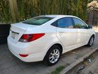 Hyundai Accent Bulu 2012