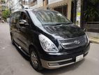 Hyundai H1 12 seat 2013