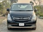 Hyundai H1 2011