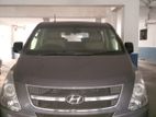 Hyundai H1 2011