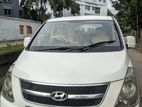 Hyundai H1 . 2015