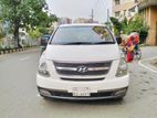 Hyundai H1 2012