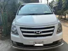 Hyundai H1 . 2016