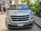 Hyundai H1 2016