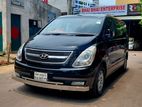 Hyundai H1 2400 CC LUXURIOUS 2011