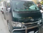 Toyota Hiace . 2005