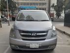 Hyundai H1 G 2011