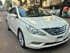 Hyundai Sonata 2010