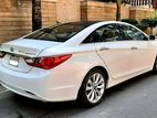 Hyundai Sonata Luxury 2012