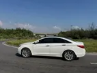 Hyundai Sonata sun roof 2012