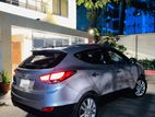 Hyundai Tucson gray 2011