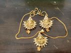 INDIAN GOLD PLATED JEWELRY SET
