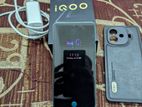 iQOO Z9 TURBO 12/256 (Used)
