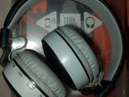 JBL headphone