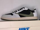 JORDAN 1 RETRO LOW OG SP TRAVIS SCOTT OLIVE