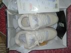 sneakers shoe for sell