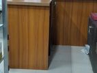 জরুরী একটি ক‍্যাস কাউন্টার বিক্রি হবে।