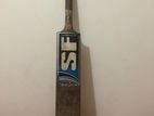 kashmir willow cricket bat used 11 months