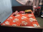 খাট ও আলমারি