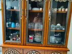 খাট শোকেস দুটো জিনিস বিক্রি হবে