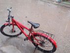 খুবই ভালো মানের একটি সাইকেল
