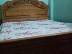 King size bed 6/7