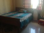 Kormojibi mohila / female student er jonno ek room bhara hobe