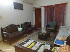 কর্মজীবী মহিলা বা ছাত্রীর জন্য পরিবারের সাথে বড় রুম ভাড়া