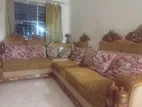 কর্নার সোফা সেটটি আর্জেন্ট বিক্রি করা হবে,পাঁচ সিট, ফুল ফ্রেস