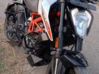 KTM Duke 125 2022