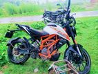 KTM Duke 125 ` 2022