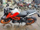 KTM Duke 125 2024