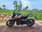 KTM Duke 125 2024