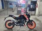 KTM Duke 125 সুপার ফ্রেশ 2020
