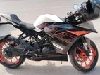 KTM RC 125 . 2019