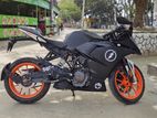 KTM RC 125 2021