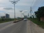 L Block 40 ft Road 06 kata Plot Sell..