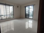 Lake View Good Quality 3 Bedroom Un Farnised Flat Rent At Gulshan