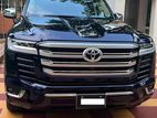 Land Cruiser V8 for rent