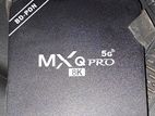Led monitor সাথে এন্ড্রয়েড Mxq pro 5G 8K tv বক্স আছে.