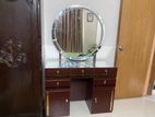 Led vanity light dressing table