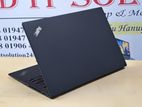 Lenovo X1 Carbon i7 7th gen RAM 8 GB SSD 256 GB.