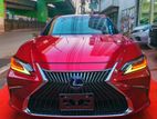Lexus ES 2019