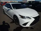 Lexus ES 300 2020