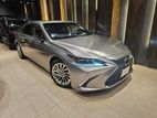 Lexus ES 300H 2019