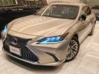 Lexus ES 300H 2020