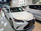 Lexus ES 300H READY STOCK 2020