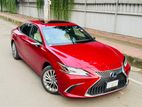 Lexus ES 300h Version L 2019