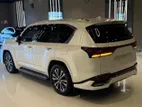 Lexus LX 600 Ultra Luxury Lounge 2023