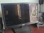 LG 17'inc LED monitor